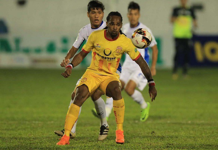 Đối đầu với CLB TPHCM, CLB Nam Định có cơ hội giành trọn vẹn 3 điểm đầu tiên ở V.League 2018. Hình ảnh: VPF.