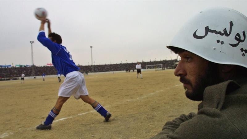 4 thập kỷ qua Afghanistan luôn căng thẳng với chiến tranh và xung đột. Bóng đá là một trong rất nhiều lĩnh vực thể thao, văn hóa, giải trí bị ảnh hưởng. Ảnh: Getty Images.