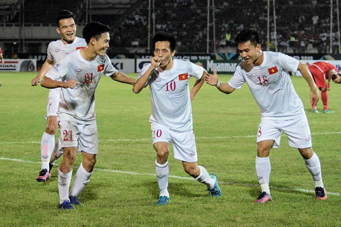 Đội tuyển Việt Nam sau thành công của U23 Việt Nam và dưới sự dẫn dắt của HLV Park Hang Seo được kỳ vọng tái lập thành tích như năm 2008.