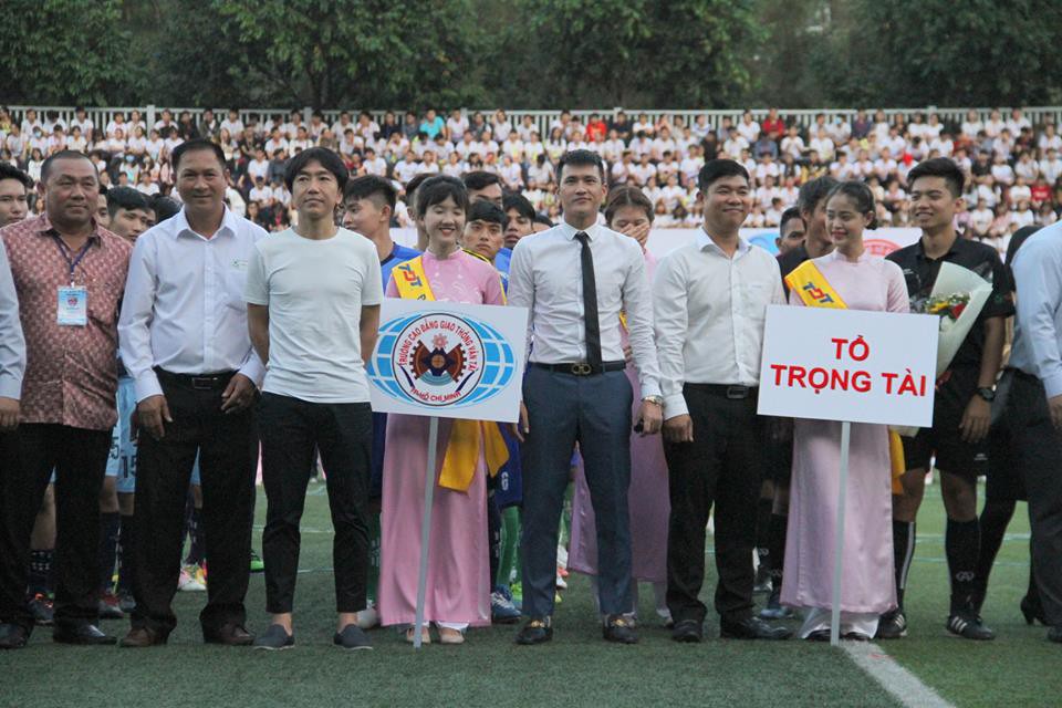 Quyền chủ tịch Lê Công Vinh và HLV Miura có mặt tại Giải bóng đá Sinh viên TPHCM - Cup Vinaphone.