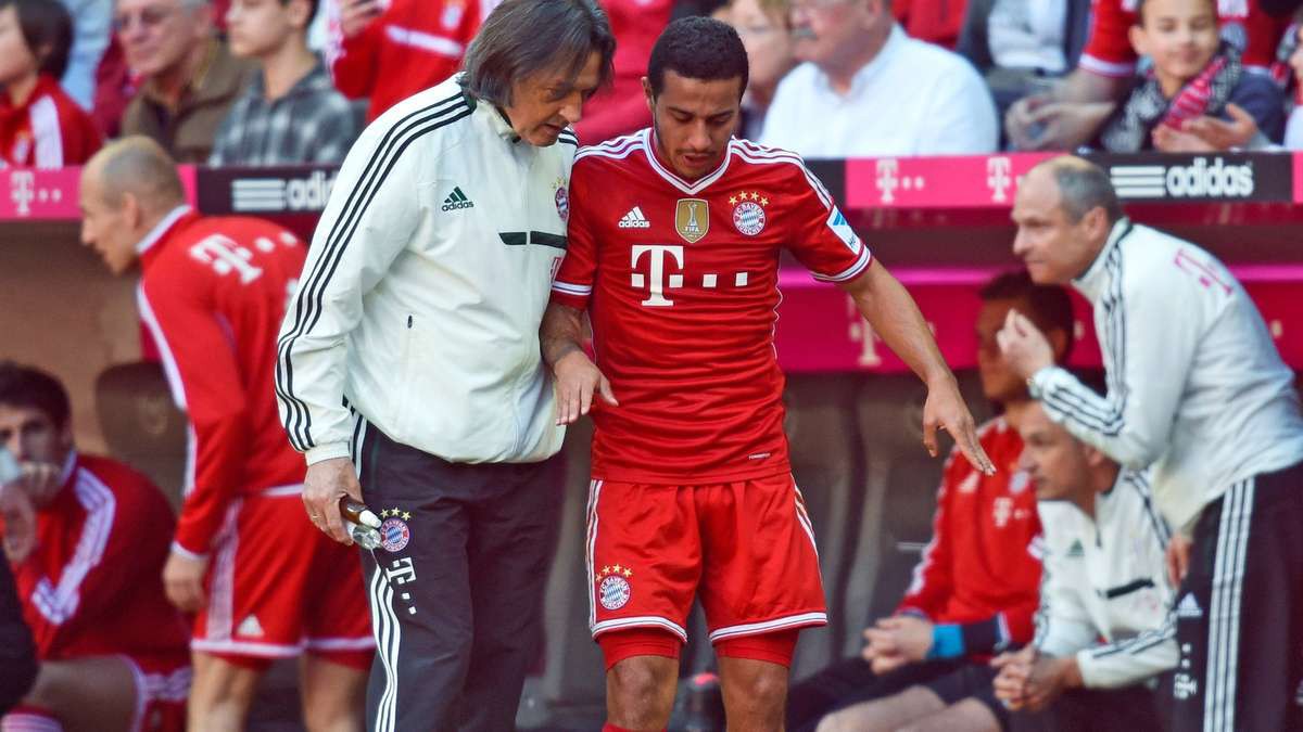 Quá nhiều chấn thương đã khiến bác sĩ Muller-Wohlfahrt phải rời Bayern