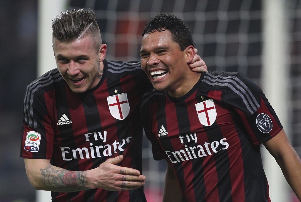 Milan đang có nhiều hơn Inter 8 điểm du ít được đầu tư hơn đối thủ trên thị trường chuyển nhượng