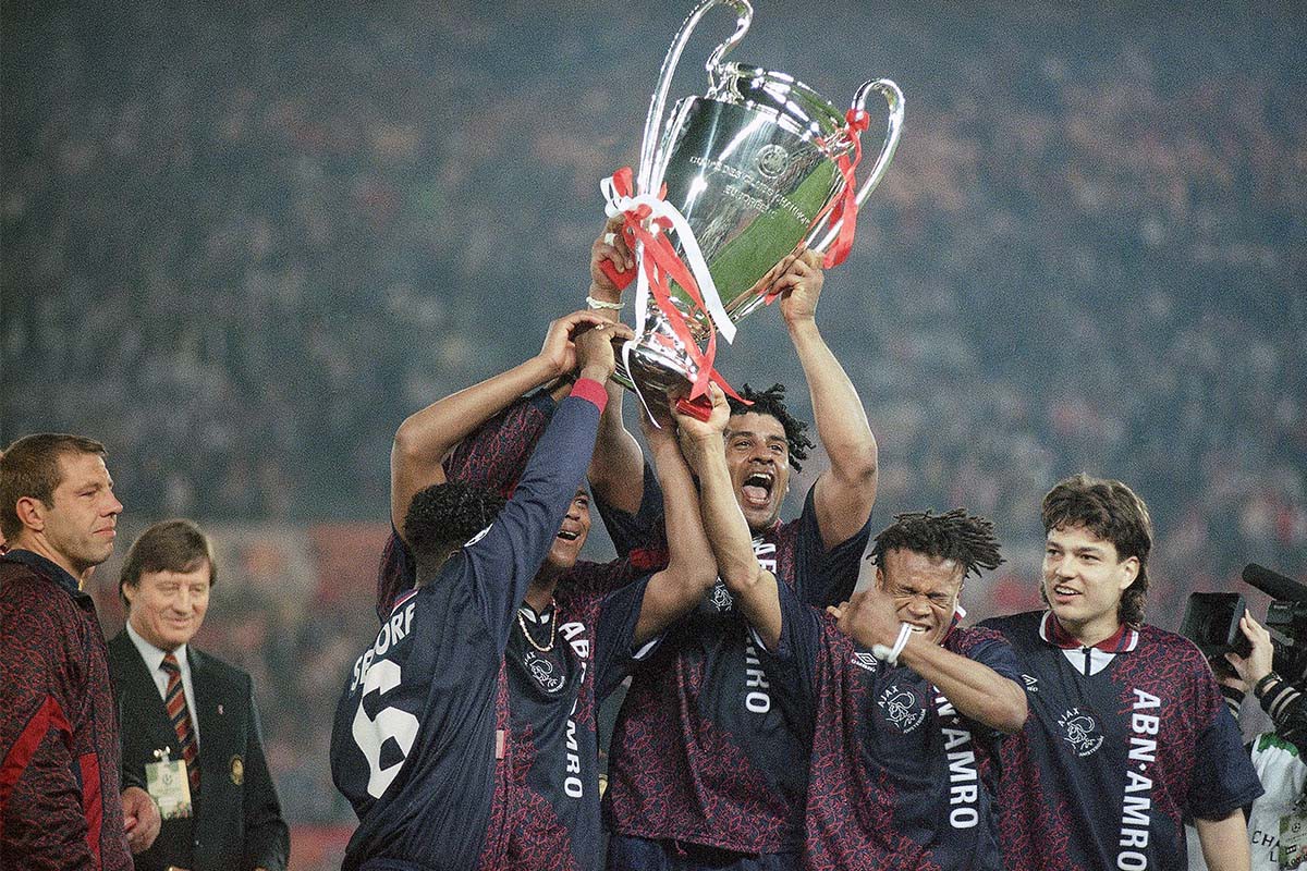Ajax từng thắng 25 trận liên tiếp trên mọi đấu trường ở mùa 1995/96