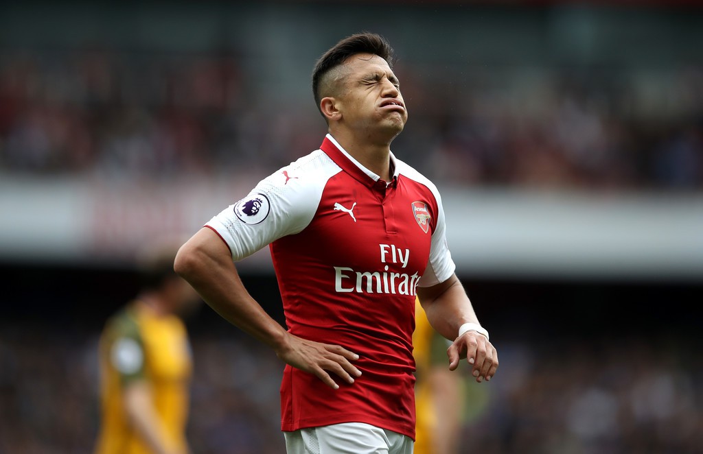 Hình ảnh: Sanchez ở lại nhưng không toàn tâm vì Arsenal