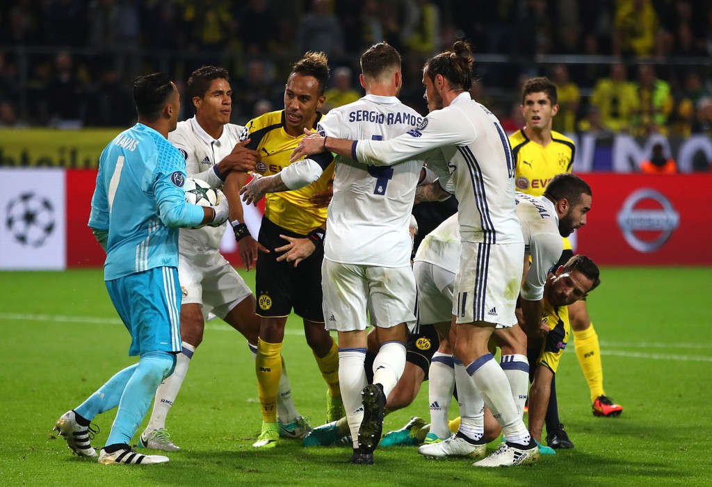 Real luôn gặp khó khăn trên sân Dortmund