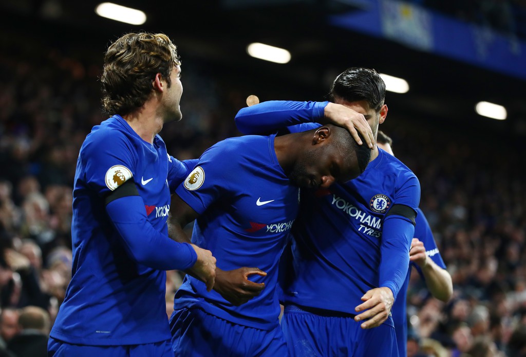 Chelsea thắng 5/6 vòng gần đây