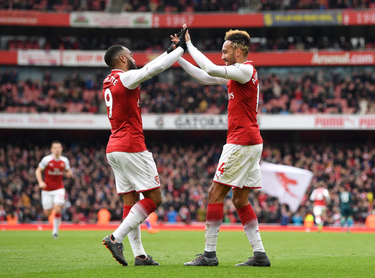 Hình ảnh: Aubameyang và Lacazette ghi cả 3 bàn cho Arsenal