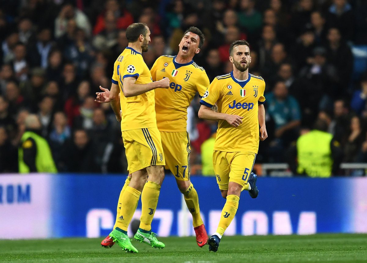 Hình ảnh: Juventus bất ngờ ghi 2 bàn chỉ trong hiệp 1