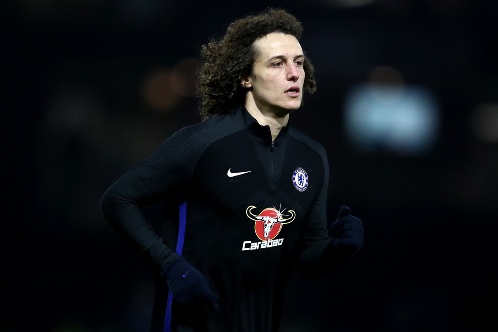 Hình ảnh: David Luiz sang Tây Ban Nha điều trị đầu gối