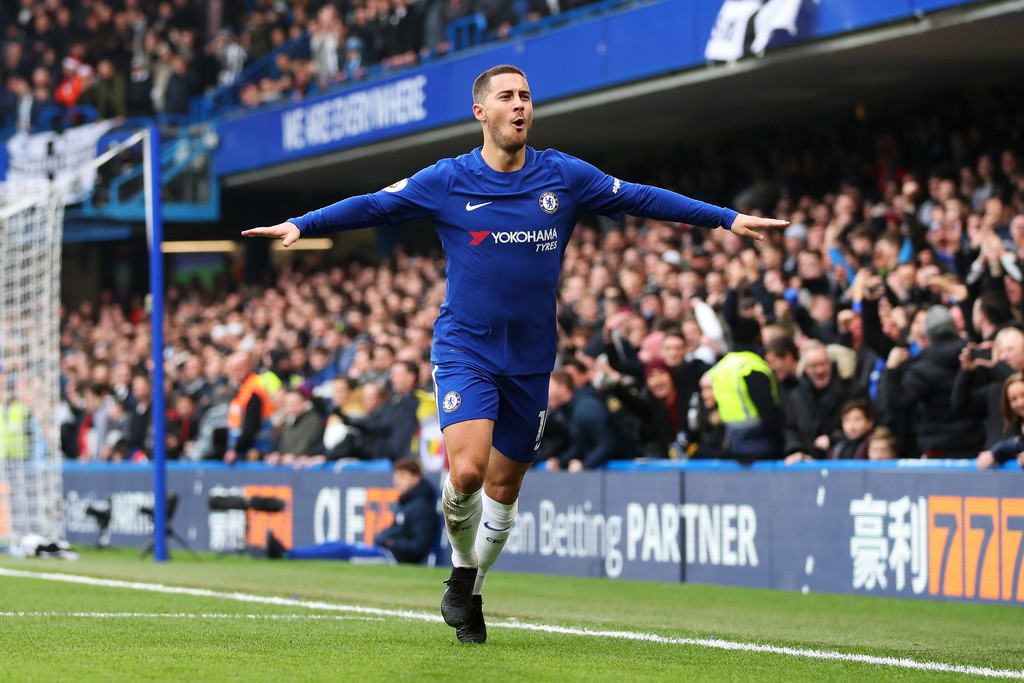 Hazard gỡ hòa cho Chelsea