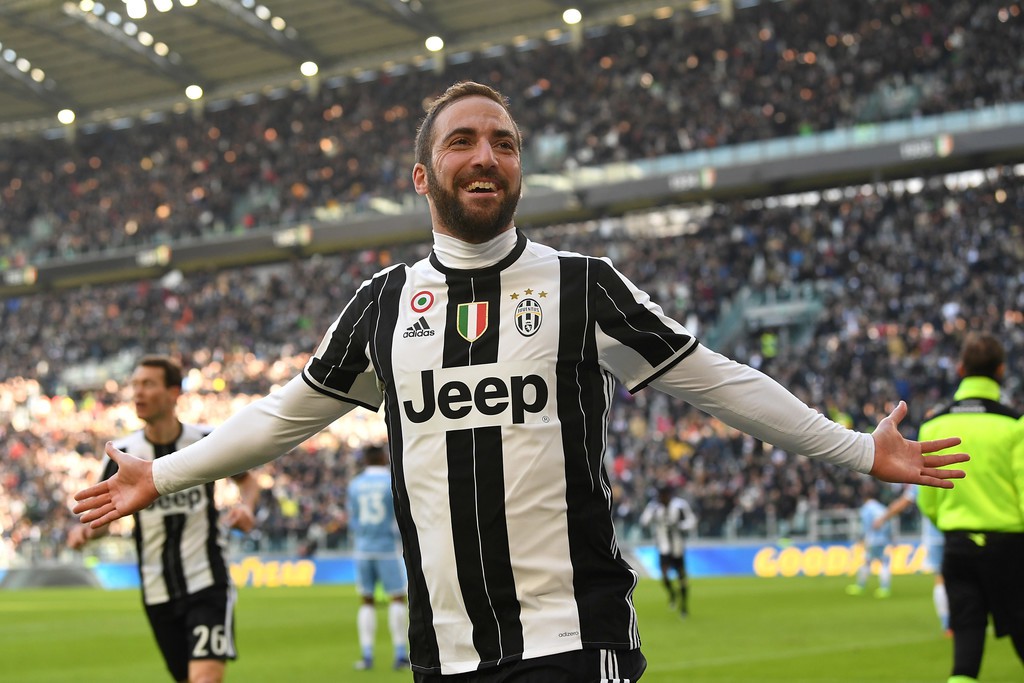 Juventus có thể hài lòng với 90 triệu euro bỏ ra mua Higuain