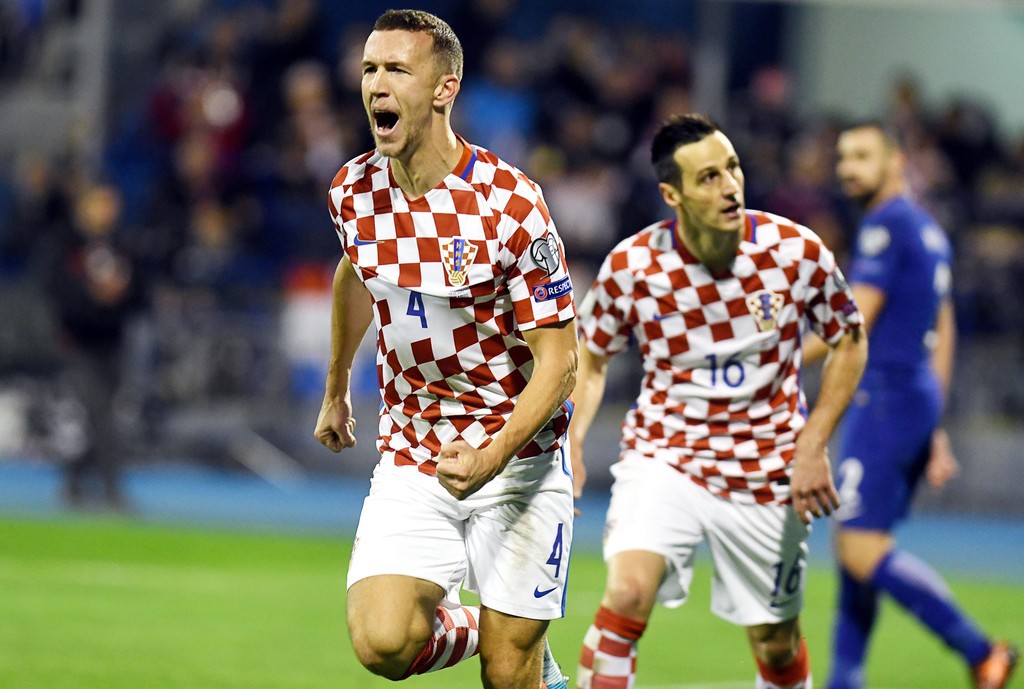 Perisic ghi bàn thứ 3 cho Croatia