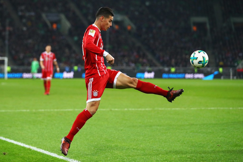 Hình ảnh: James đang chứng tỏ sức mạnh từ chân trái của mình tại Bayern