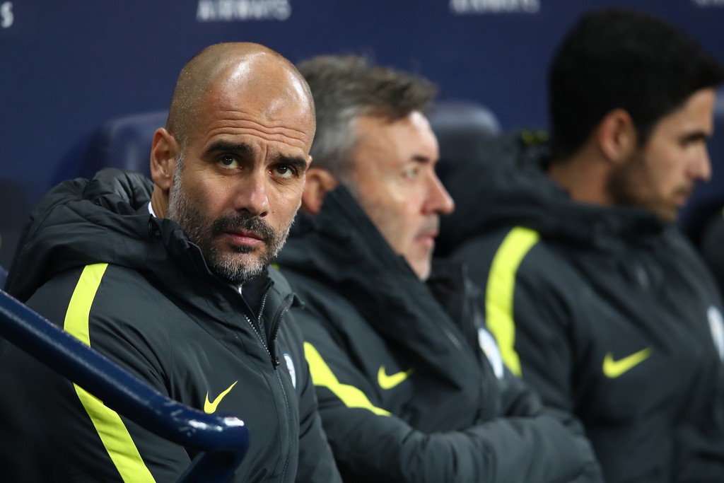 Guardiola đang gặp khó khăn nhưng cần thời gian để phát triển Man City