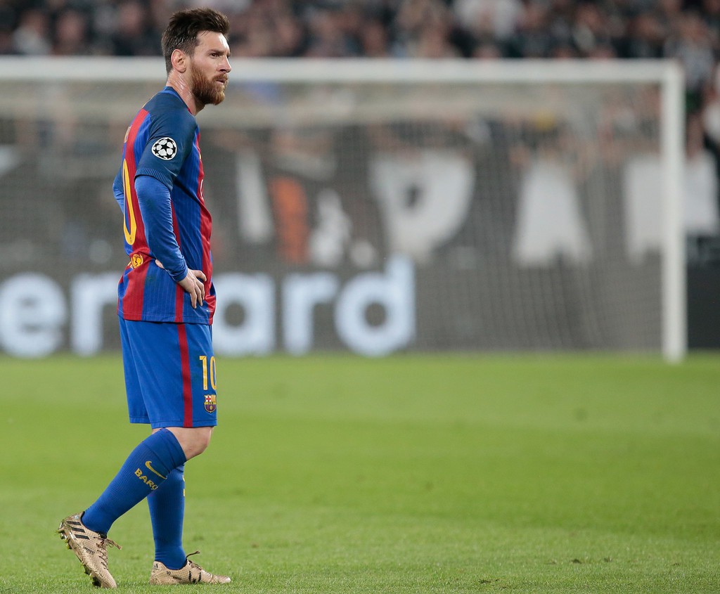 Barca cần Messi lên tiếng trong thời điểm khó khăn này