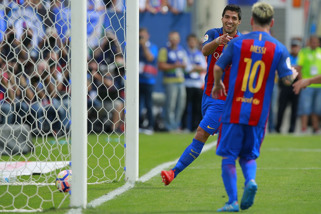 Barcelona không phải lo ngại khi vắng Messi bởi đã có Suarez