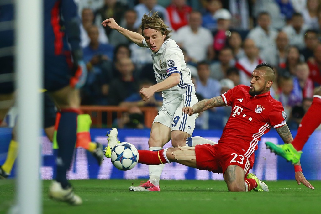 Modric có số đường chuyền gấp đội trung bình so với cùng vị trí tại Champions League