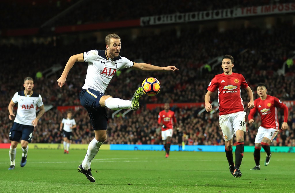 Kane chưa bao giờ ghi bàn trước Man Utd