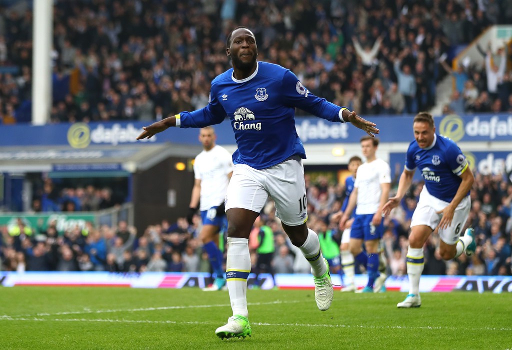 Lukaku đạt trung bình 17 bàn trong 5 mùa vừa qua