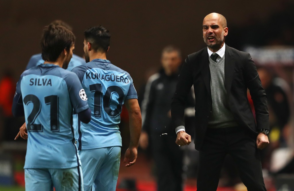 Guardiola đã thất bại trong việc tăng cường một số vị trí ở hàng thủ