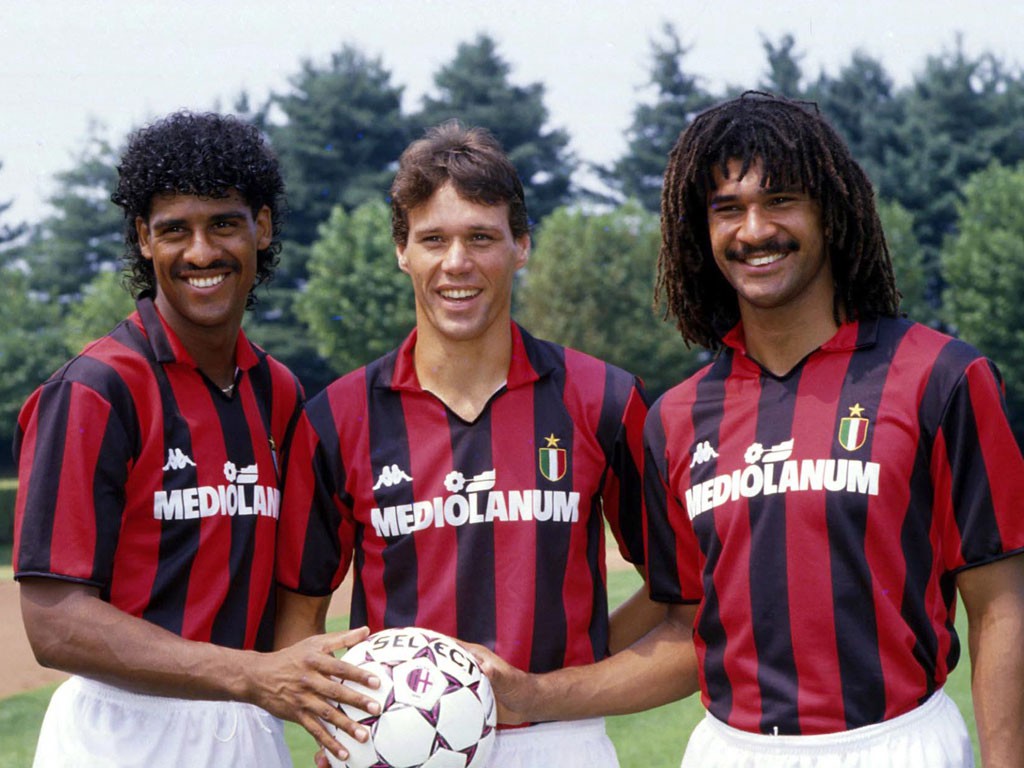 Sự xuất hiện của bộ ba Hà Lan đã bắt đầu cho kỷ nguyên vàng tại AC Milan