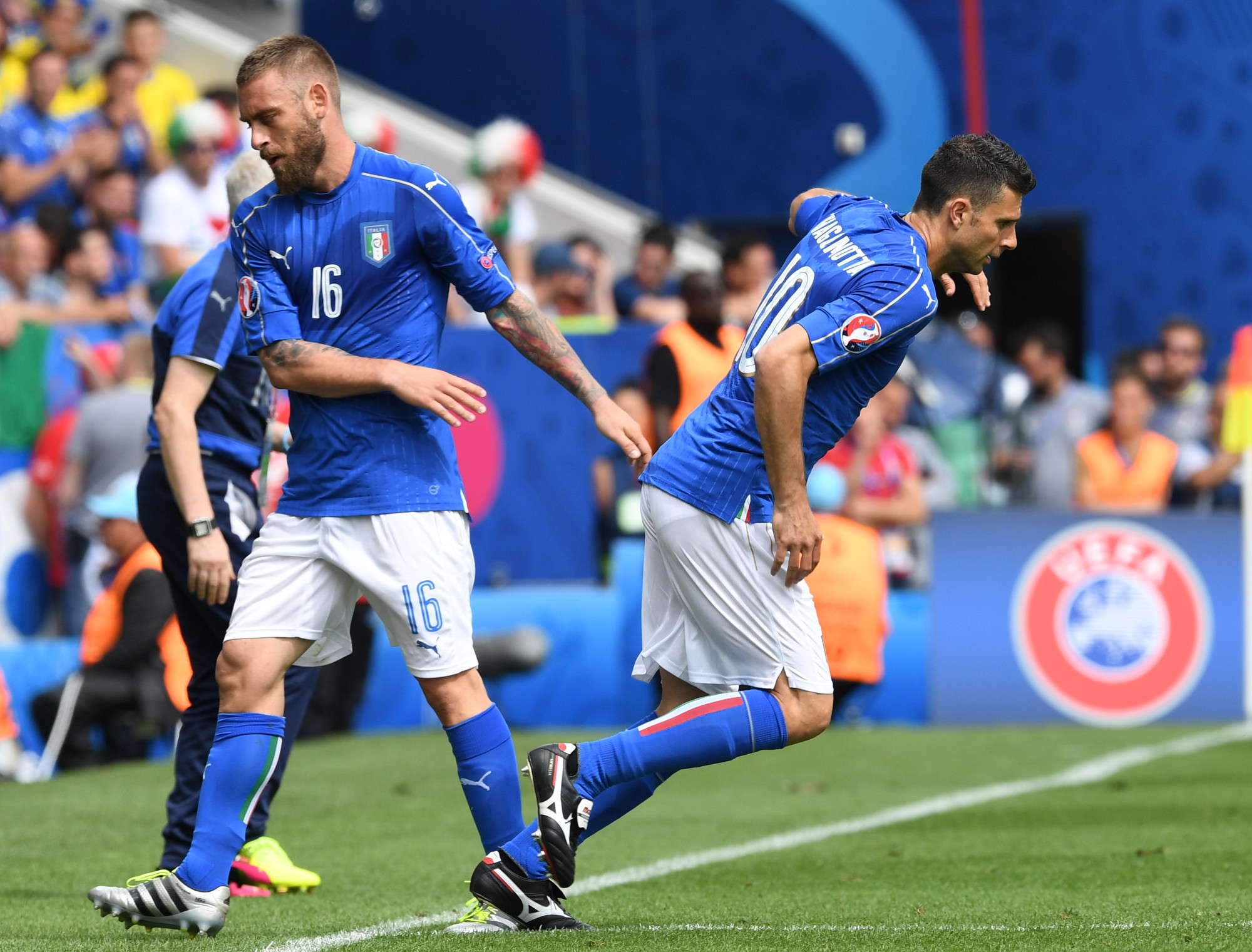 Italia không chắc có De Rossi trong trận tứ kết do chấn thương