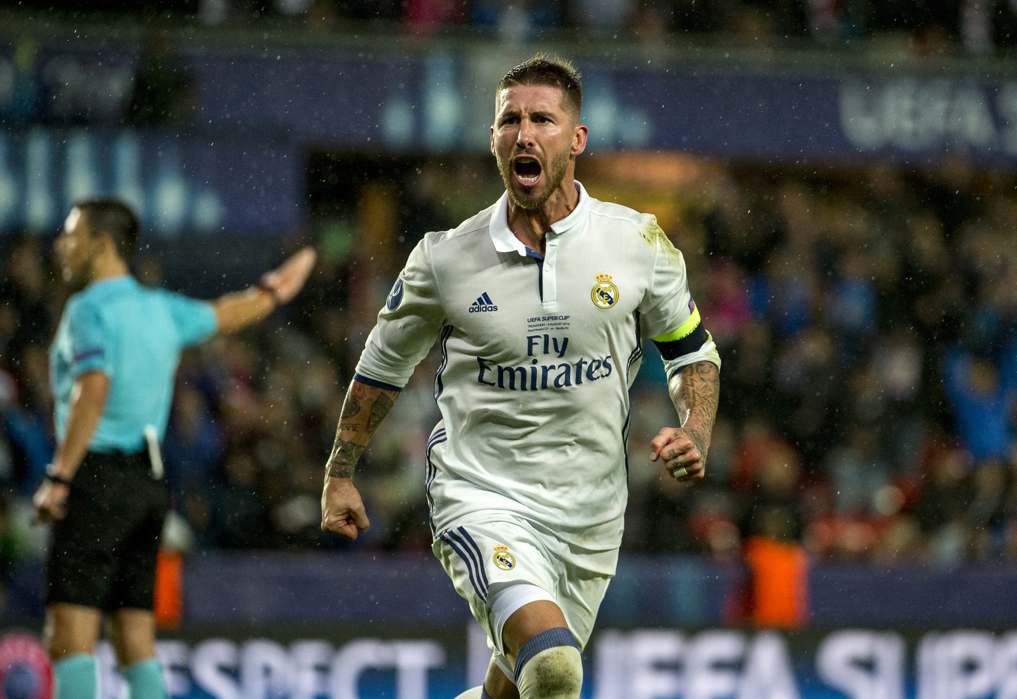 Sergio Ramos thêm một lần nữa đóng vai người hùng của Real Madrid