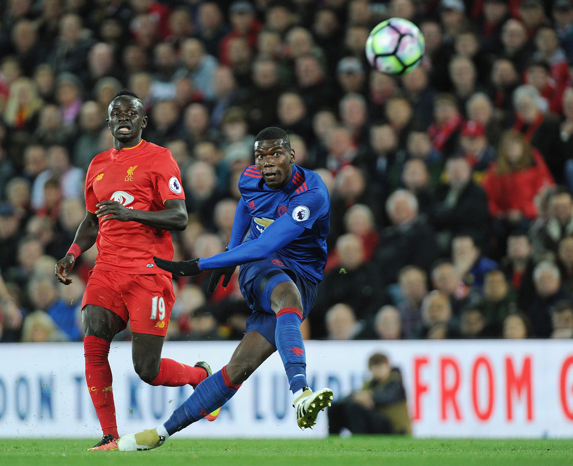 Nhiều yếu tố đã khiến Pogba không thể phát huy khả năng sút xa sở trường của mình