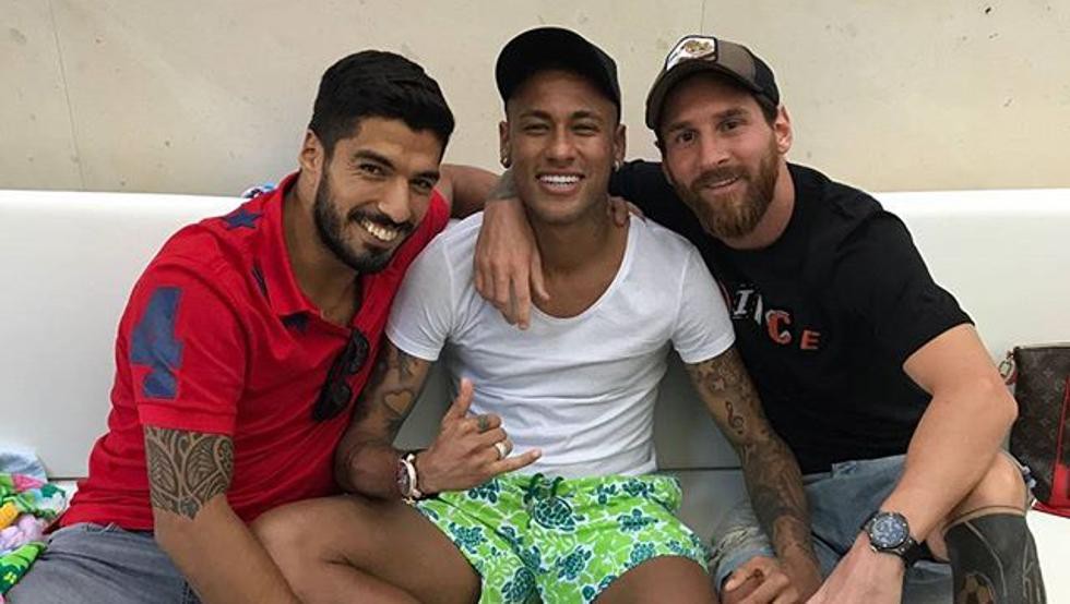 Hình ảnh: Suarez và Neymar là những đối thủ cạnh tranh Quả bóng vàng với Messi