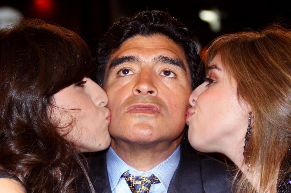 Maradona và hai con gái