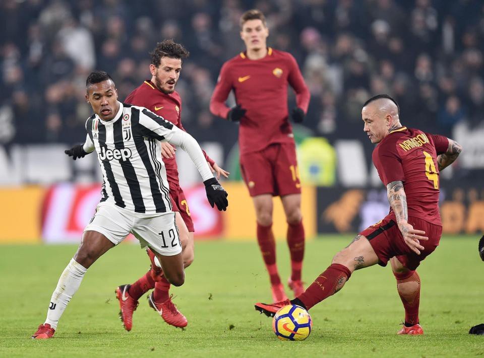 Hình ảnh: Juventus đòi quá cao cho Alex Sandro