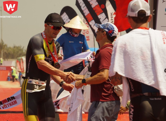 Mike Phillips (New Zealand) duy trì vị trí thứ ba mà anh dành được ở Ironman 70.3 Vietnam 2018.