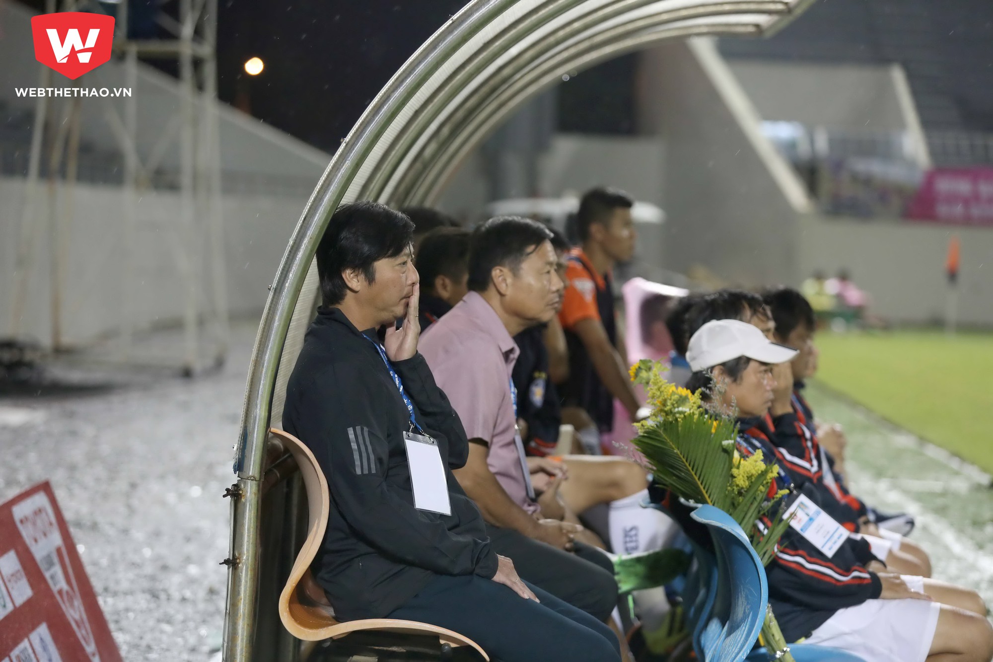 Kể từ khi chia tay SHB Đà Nẵng, chiếc ghế nóng mà HLV Huỳnh Đức để lại là bài toán nan giải của đội chủ sân Hòa Xuân. Ảnh: Phi Lê