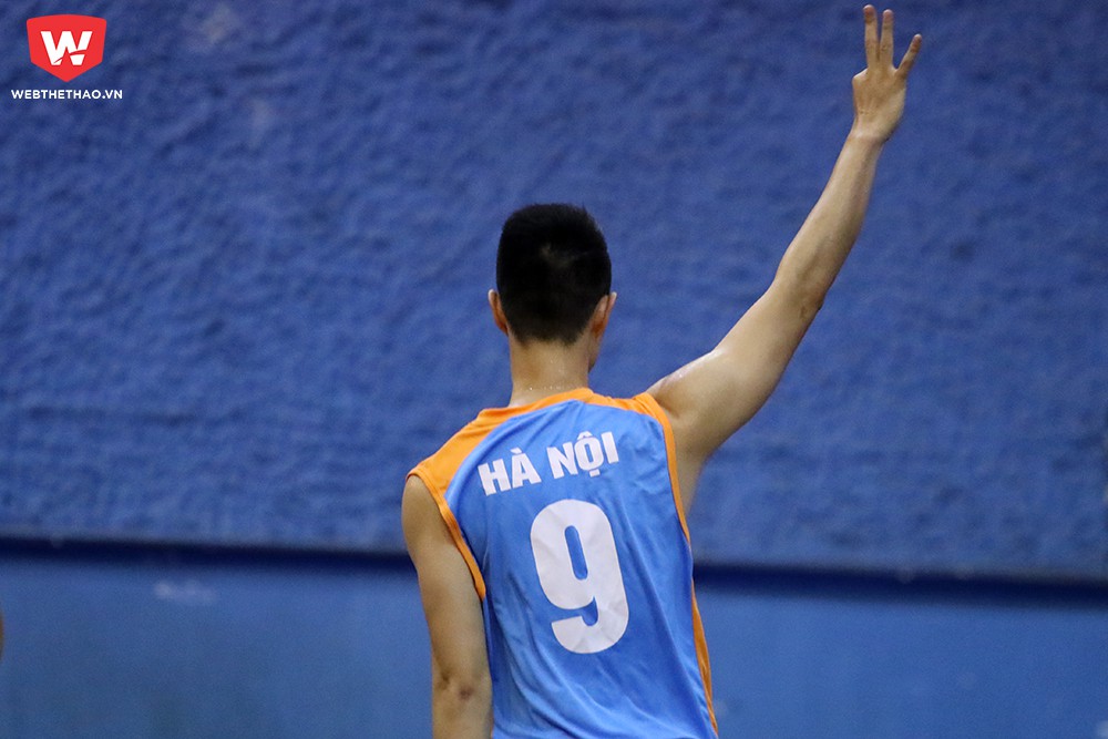 Tinh thần của Xuân Nam cũng như các cầu thủ Hà Nội lên rất cao ở đầu trận.
