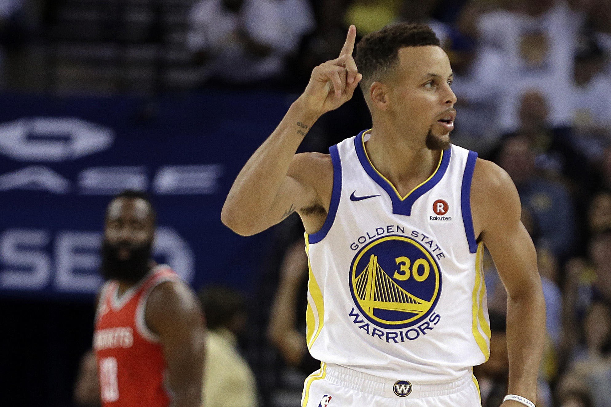 Stephen Curry cùng các đồng đội liệu có đến được Series Finals thứ 4 liên tiếp?