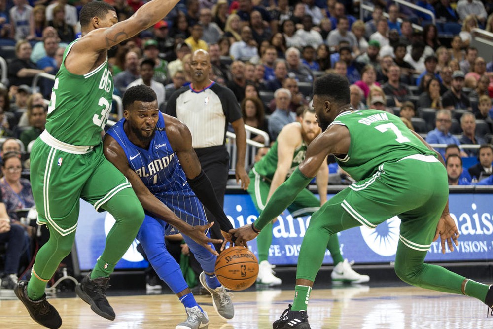Nỗ lực phòng ngự mang tính tập thể của Boston Celtics đang giúp họ bay cao mùa này.