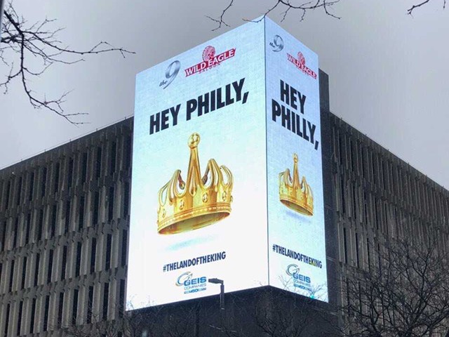 Bảng quảng cáo được đặt tại Cleveland.