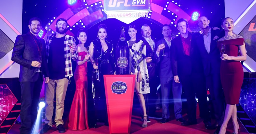 Huyền thoại võ thuật MMA -Chuck Liddell, đại diện UFC Gym toàn cầu, ban lãnh đạo Tập đoàn CMG.ASIA cùng các nhân vật nổi tiếng trong lĩnh vực giải trítrong sự kiện đánh dấu việc chính thức đưa UFC Gym Việt Nam đi vào hoạt động