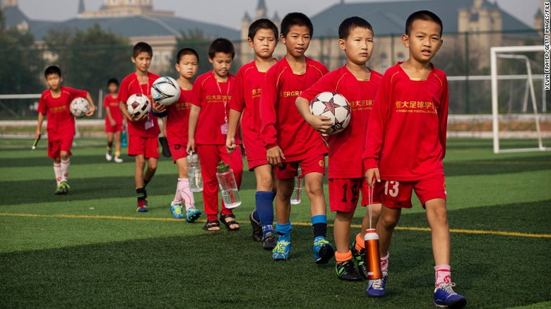 Bóng đá Trung Quốc ''đốt'' tiền để mua sự thất vọng
