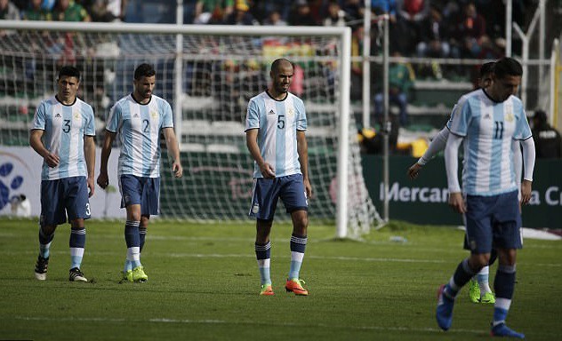 Argentina mới văng khỏi nhóm giành vé trực tiếp đến Nga sau thất bại trước Bolivia