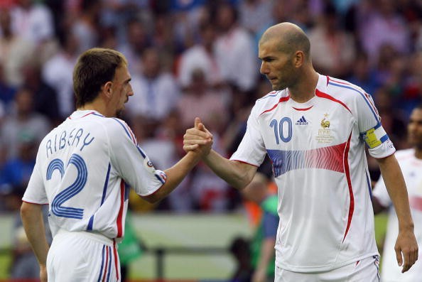 Ribery, đối thủ của Zidane vào đêm nay từng sát cánh cùng anh trong màu áo ĐT Pháp