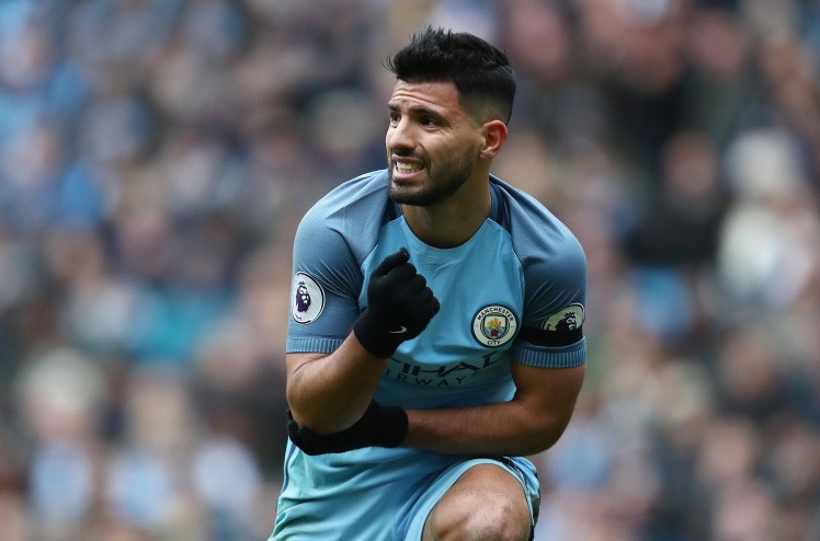 Aguero cũng đang có tương lai mập mờ ở Man City