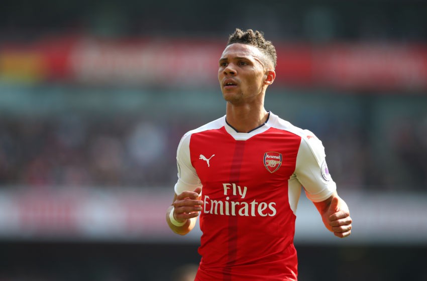 Tương lai của Gibbs ở Arsenal đang trở nên mù mịt hơn bao giờ hết