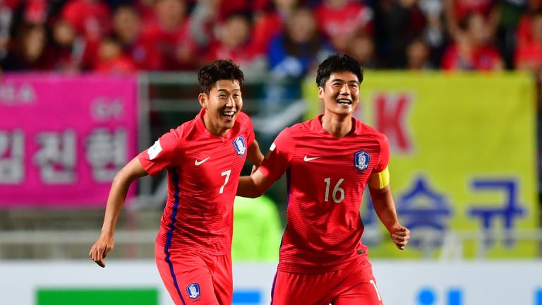ĐT Hàn Quốc phải rất vất vả mới vượt qua vòng loại World Cup 2018