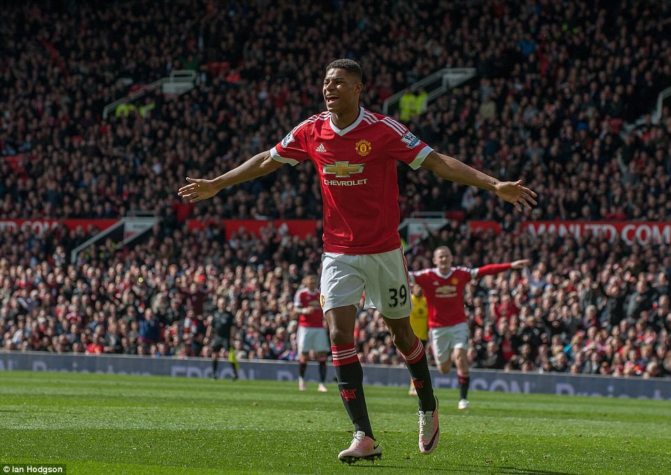 Man  Utd 1 – 0 Aston Villa: Rashford “tiễn” Villa xuống Championship