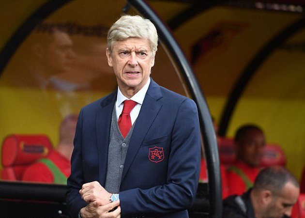 HLV Arsene Wenger không muốn phải chia sẻ quyền lực tại Arsenal