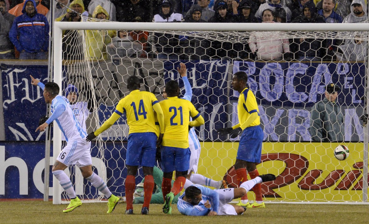 1 chiến thắng trước Ecuador sẽ giúp Argentina nắm quyền tự quyết trong cuộc đua giành vé dự World Cup 2018