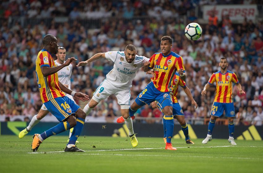 Benzema đã thi đấu vô duyên ở trận Real Madrid hòa Valecia