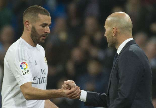 Zidane vẫn rất tin tưởng Benzema 