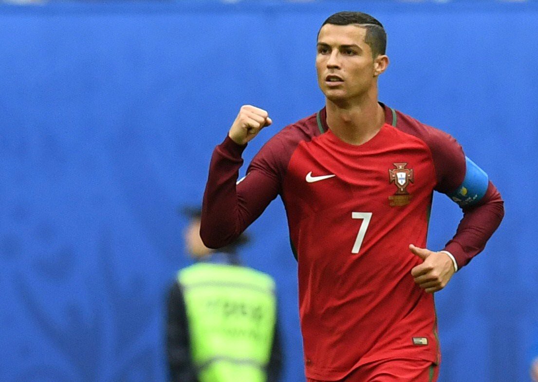 Ronaldo đang ghi bàn “sòn sòn” trên mọi đấu trường